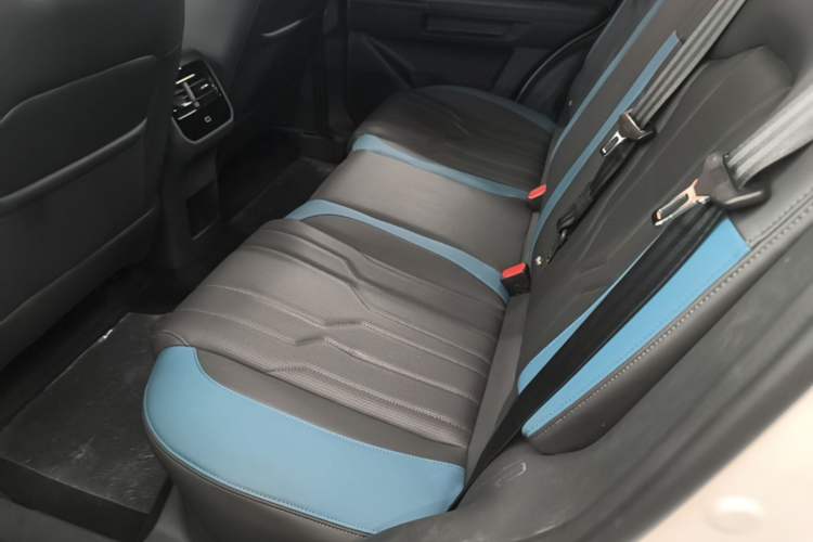 Used JETOUR Shanhai L6 2024 1.5TD DHT MAX Left Rear Seat