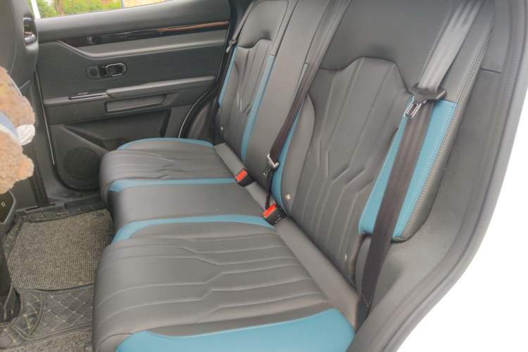 Used JETOUR Shanhai L6 2024 1.5TD DHT MAX Left Rear Seat