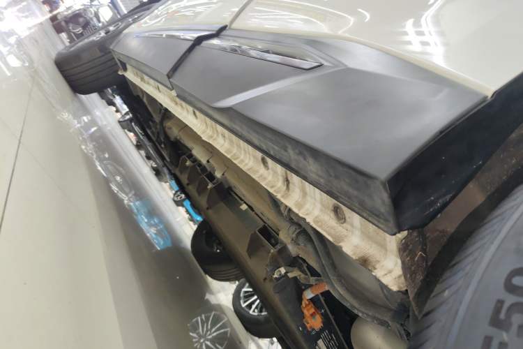 Used JETOUR Shanhai L6 2024 1.5TD DHT MAX Left Side Sill