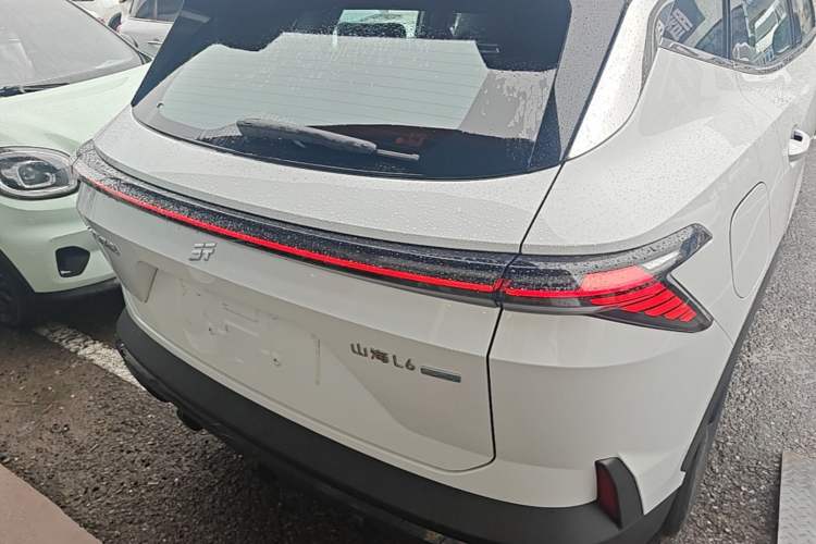 Used JETOUR Shanhai L6 2024 1.5TD DHT MAX Rear