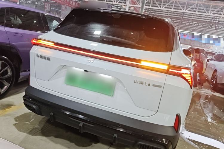 Used JETOUR Shanhai L6 2024 1.5TD DHT MAX Rear
