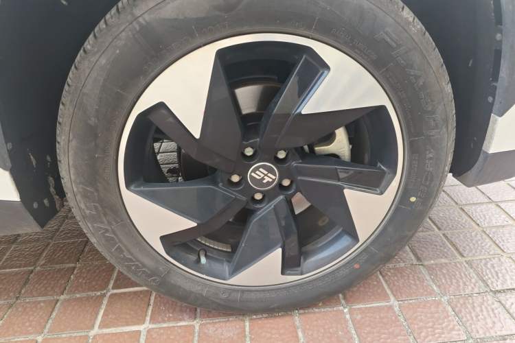 Used JETOUR Shanhai L6 2024 1.5TD DHT ULTRA Right Front Wheel Hub