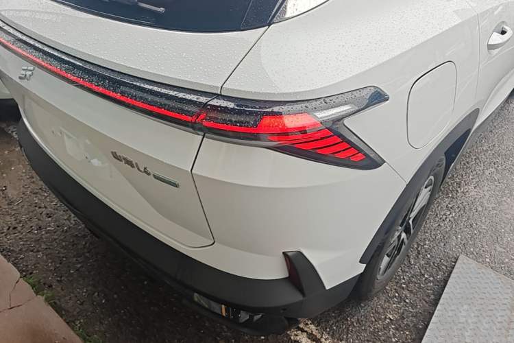 Used JETOUR Shanhai L6 2024 1.5TD DHT MAX Right Rear Taillight