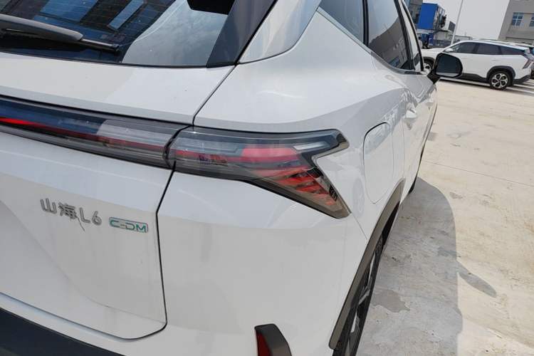 Used JETOUR Shanhai L6 2024 1.5TD DHT ULTRA Right Rear Taillight