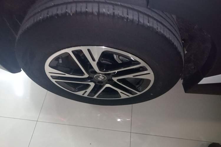 Used JETOUR Shanhai L6 2024 1.5TD DHT MAX Right Rear Wheel Hub