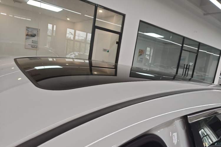 Used JETOUR Shanhai L6 2024 1.5TD DHT MAX Roof