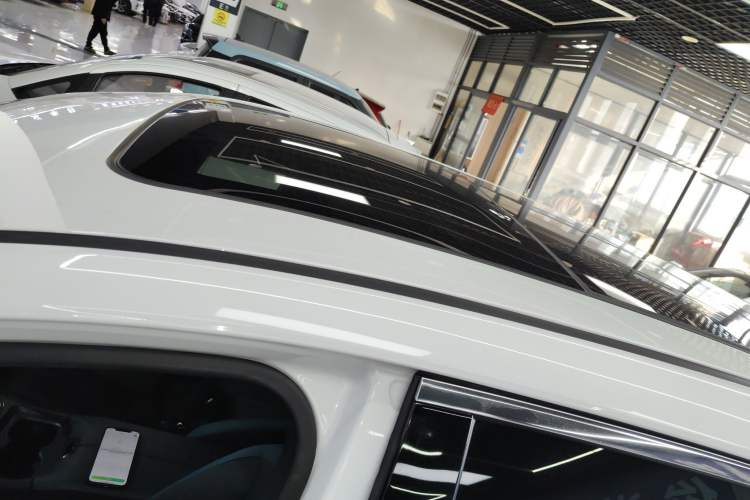 Used JETOUR Shanhai L6 2024 1.5TD DHT MAX Roof