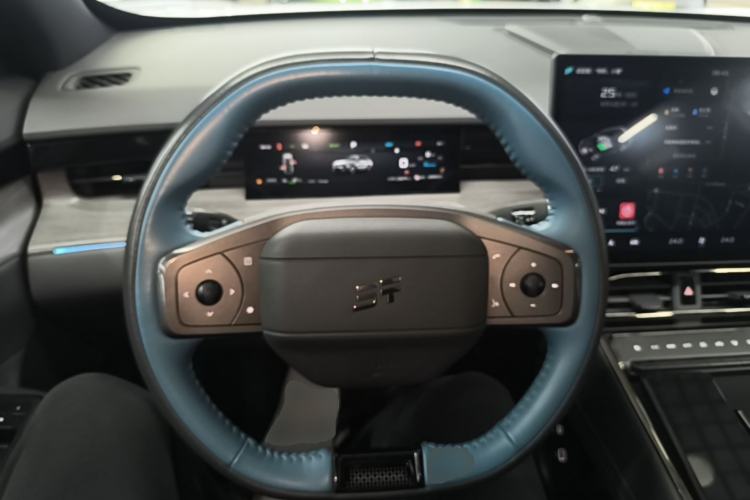 Used JETOUR Shanhai L6 2024 1.5TD DHT MAX Steering Wheel