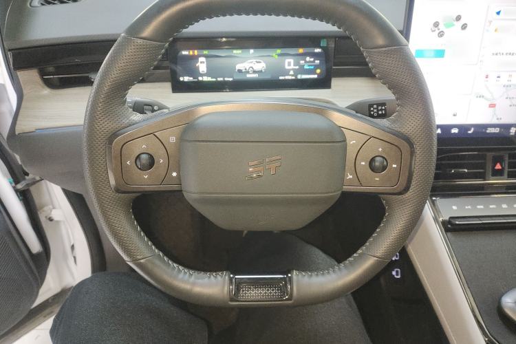 Used JETOUR Shanhai L6 2024 1.5TD DHT ULTRA Steering Wheel