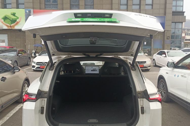 Used JETOUR Shanhai L6 2024 1.5TD DHT MAX Trunk