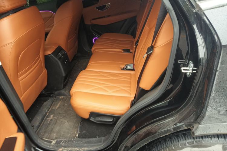 Used JETOUR Shanhai L7 2024 1.5T 120km MAX 5-Seater Left Rear Seat