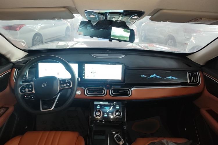 Used JETOUR Shanhai L7 2024 1.5T 120km MAX 5-Seater Center Console
