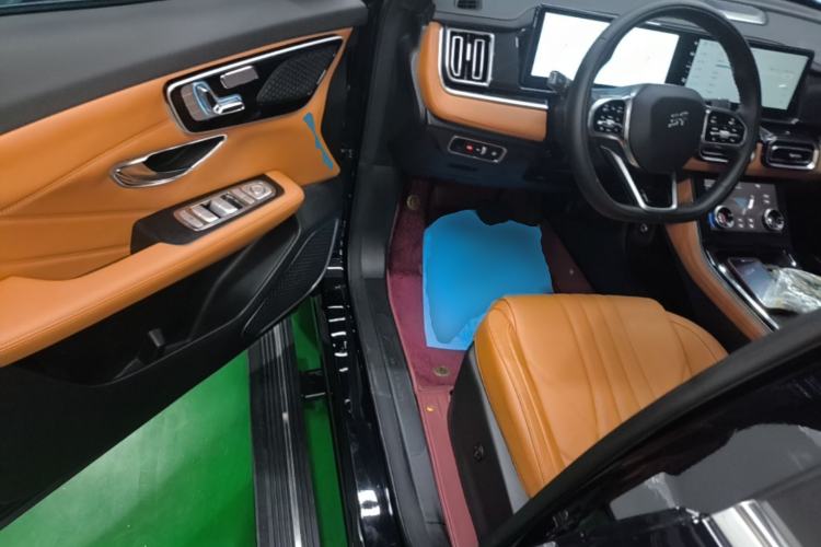Used JETOUR Shanhai L7 2024 1.5T 120km MAX 5-Seater Driver Seat
