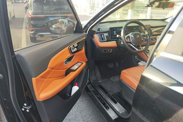 Used JETOUR Shanhai L7 2024 1.5T 120km MAX+ 7-Seater Driver Seat