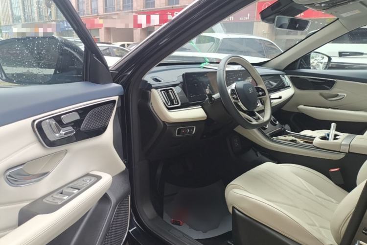 Used JETOUR Shanhai L7 2024 1.5T 120km MAX 5-Seater Driver Seat