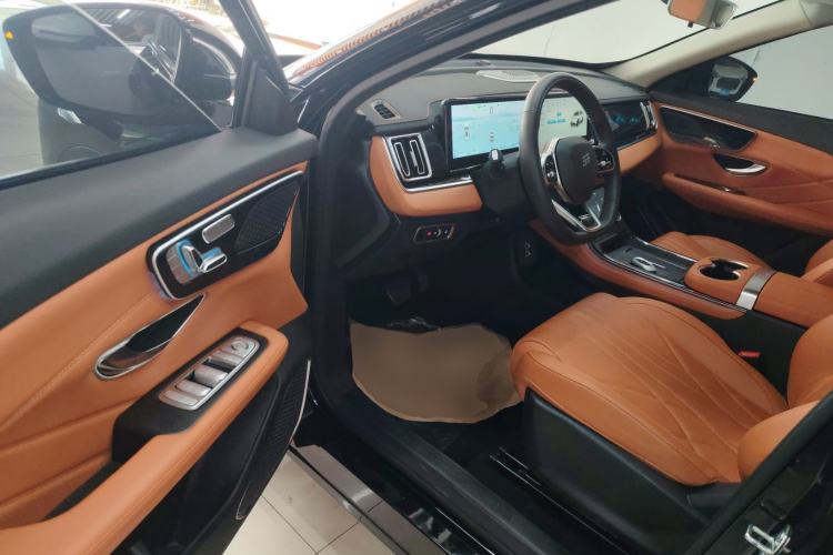 Used JETOUR Shanhai L7 2024 1.5T 120km MAX 5-Seater Driver Seat