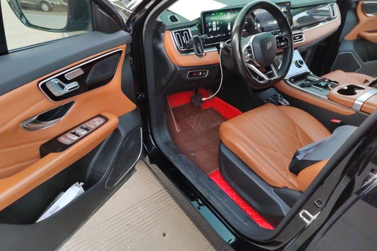 Used JETOUR Shanhai L7 2024 1.5T 120km MAX 5-Seater Driver Seat