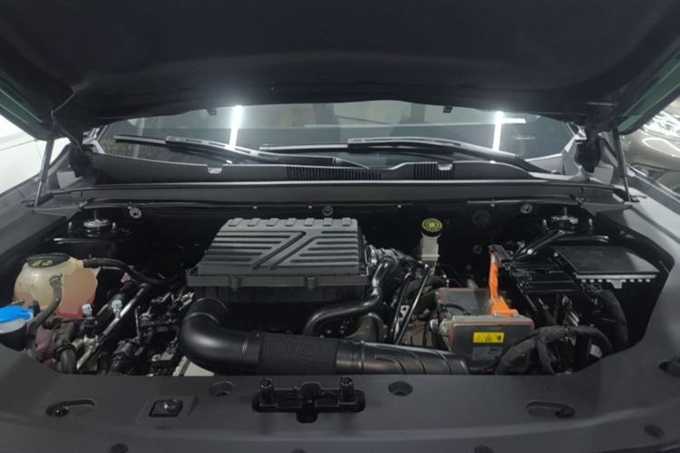 Used JETOUR Shanhai L7 2024 1.5T 120km MAX 5-Seater Engine Bay