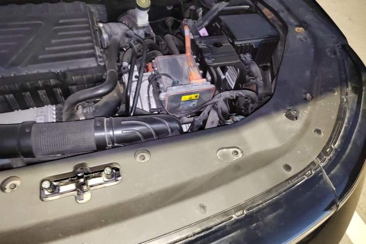 Used JETOUR Shanhai L7 2024 1.5T 120km MAX 5-Seater Engine Bay Left