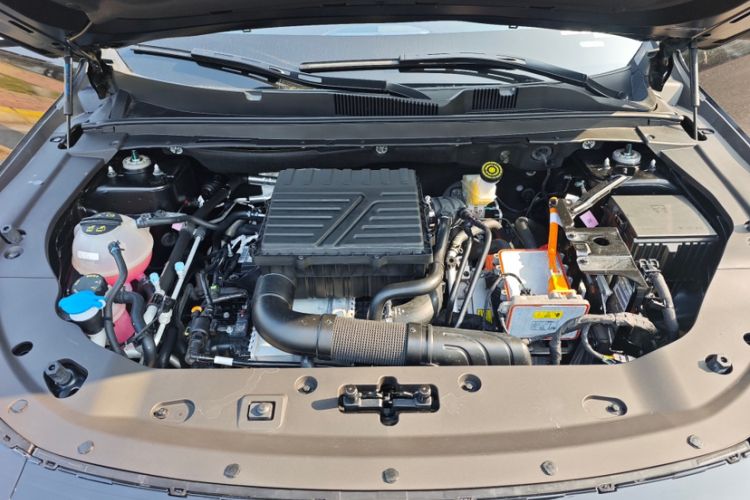 Used JETOUR Shanhai L7 2024 1.5T 120 km MAX 7-Seater Engine Bay