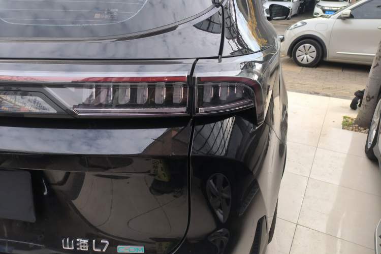 Used JETOUR Shanhai L7 2024 1.5T 120km MAX 5-Seater Exterior 2