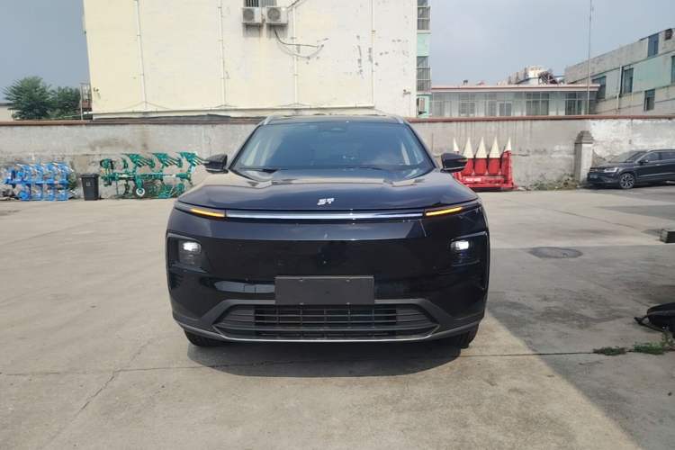 Used JETOUR Shanhai L7 2024 1.5T 120 km MAX 7-Seater Front