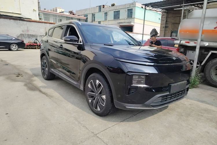 Used JETOUR Shanhai L7 2024 1.5T 120 km MAX 7-Seater Front Right 45 Deg