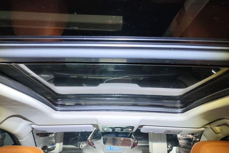 Used JETOUR Shanhai L7 2024 1.5T 120 km MAX 7-Seater Headliner