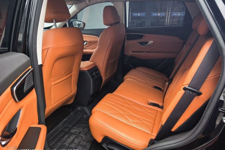 Used JETOUR Shanhai L7 2024 1.5T 120km MAX 5-Seater Interior 1