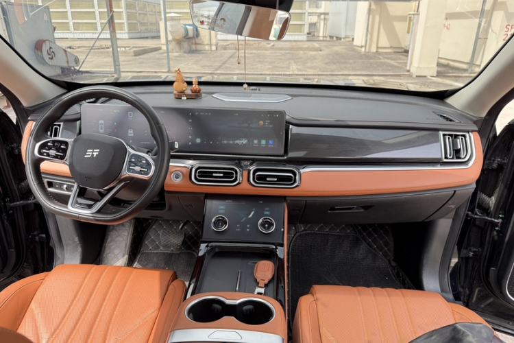 Used JETOUR Shanhai L7 2024 1.5T 120km MAX 5-Seater Interior 2