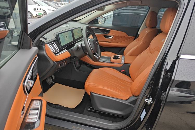 Used JETOUR Shanhai L7 2024 1.5T 120 km MAX 7-Seater Interior 3