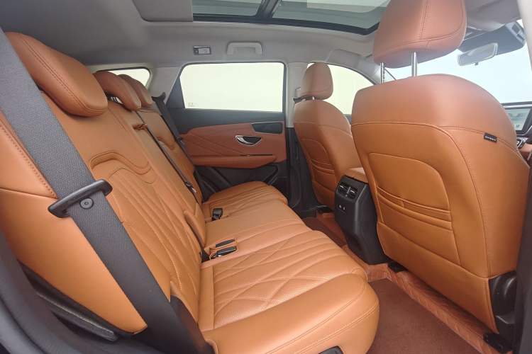Used JETOUR Shanhai L7 2024 1.5T 120 km MAX+ 5-seater Interior 4
