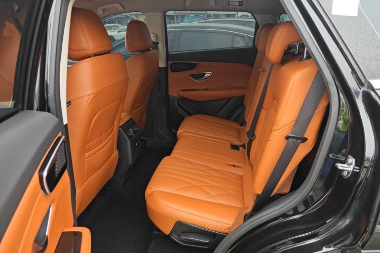 Used JETOUR Shanhai L7 2024 1.5T 120 km MAX 7-Seater Interior 4