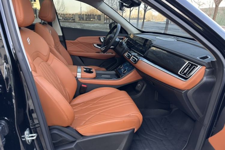 Used JETOUR Shanhai L7 2024 1.5T 120 km MAX 7-Seater Interior 5