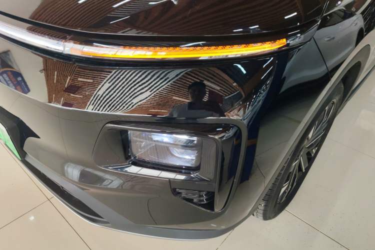 Used JETOUR Shanhai L7 2024 1.5T 120km MAX 5-Seater Left Front Headlight