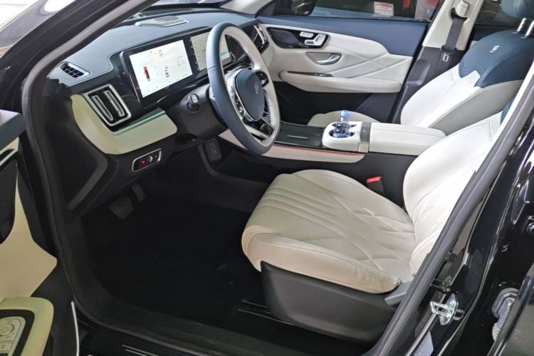 Used JETOUR Shanhai L7 2024 1.5T 120km MAX 5-Seater Left Front Seat