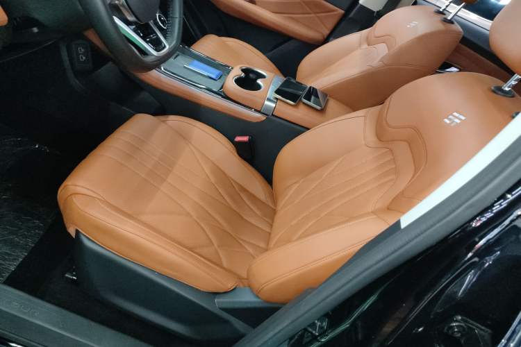 Used JETOUR Shanhai L7 2024 1.5T 120km MAX 5-Seater Left Front Seat