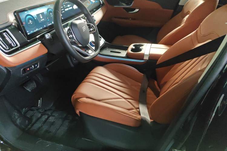 Used JETOUR Shanhai L7 2024 1.5T 120km MAX 5-Seater Left Front Seat