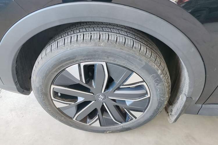 Used JETOUR Shanhai L7 2024 1.5T 120km MAX 5-Seater Left Front Wheel Hub