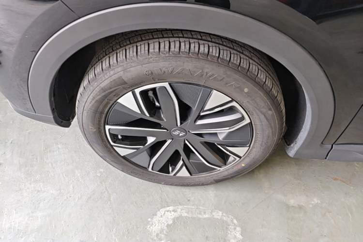 Used JETOUR Shanhai L7 2024 1.5T 120km MAX 5-Seater Left Front Wheel Hub