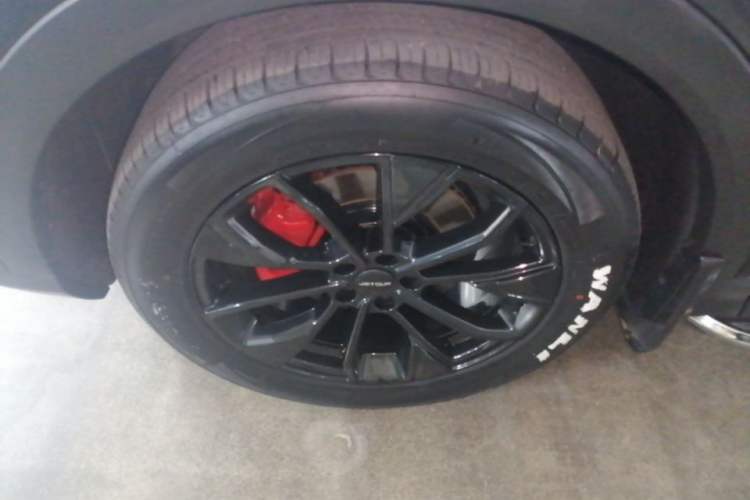 Used JETOUR Shanhai L7 2024 1.5T 120 km ULTRA 5-seater Left Front Wheel Hub