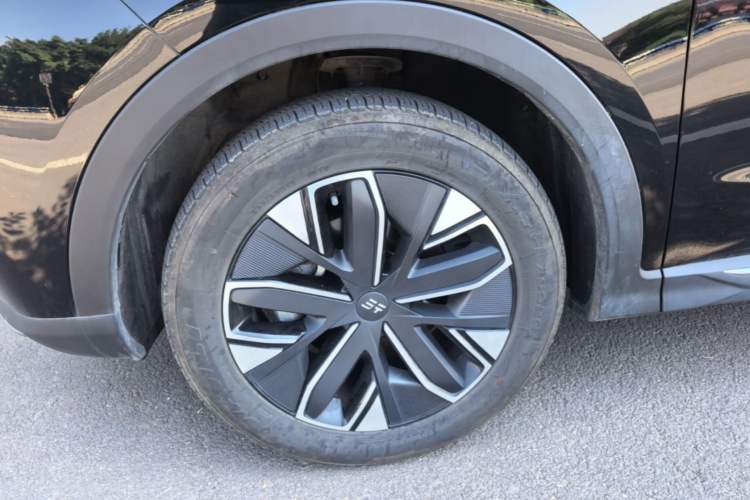 Used JETOUR Shanhai L7 2024 1.5T 120 km MAX 7-Seater Left Front Wheel Hub