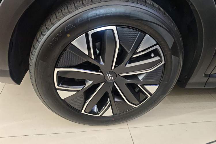 Used JETOUR Shanhai L7 2024 1.5T 120 km ULTRA 5-seater Left Front Wheel Hub