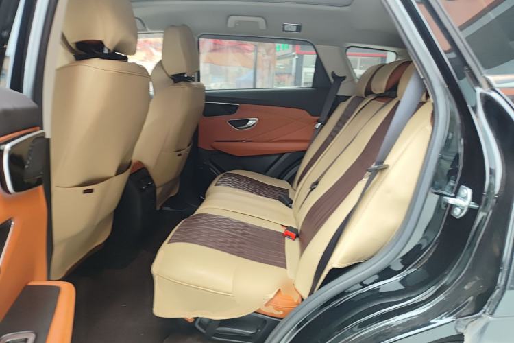 Used JETOUR Shanhai L7 2024 1.5T 120km MAX 5-Seater Left Rear Seat