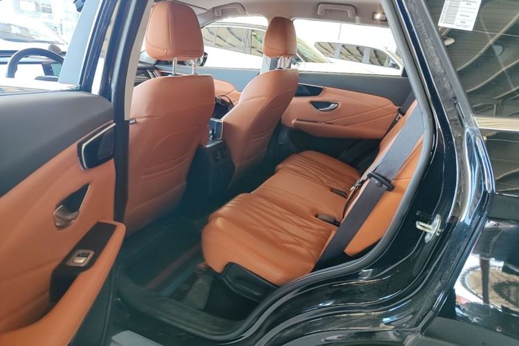 Used JETOUR Shanhai L7 2024 1.5T 120km MAX 5-Seater Left Rear Seat
