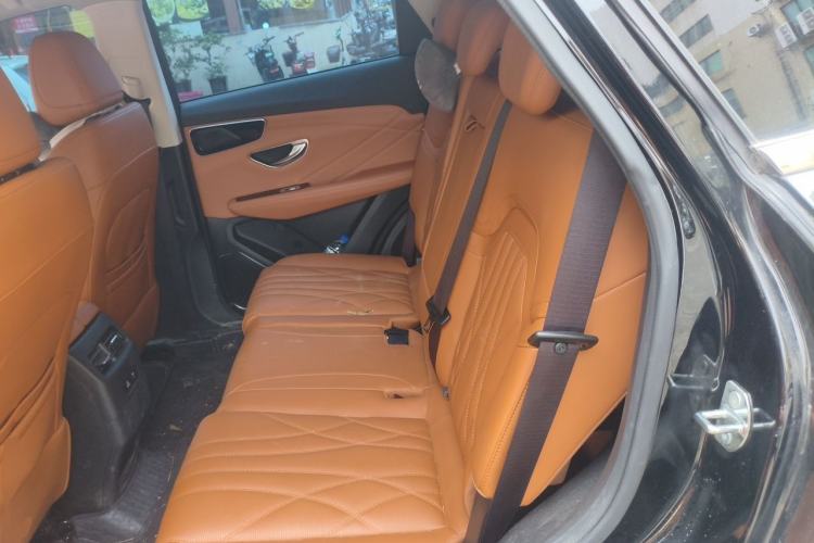 Used JETOUR Shanhai L7 2024 1.5T 120 km MAX 7-Seater Left Rear Seat