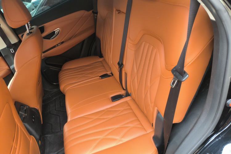 Used JETOUR Shanhai L7 2024 1.5T 120km MAX 5-Seater Left Rear Seat