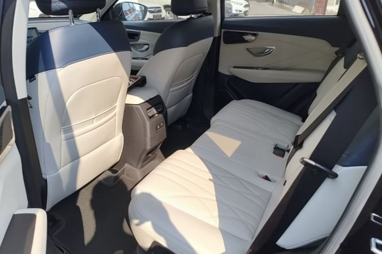 Used JETOUR Shanhai L7 2024 1.5T 120 km MAX 7-Seater Left Rear Seat