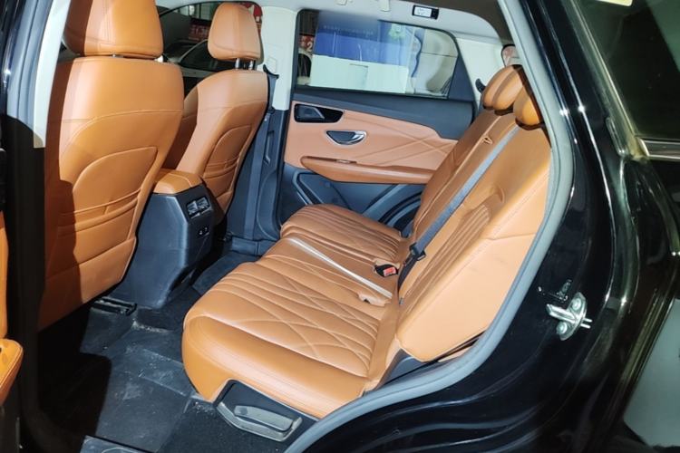 Used JETOUR Shanhai L7 2024 1.5T 120 km MAX 7-Seater Left Rear Seat