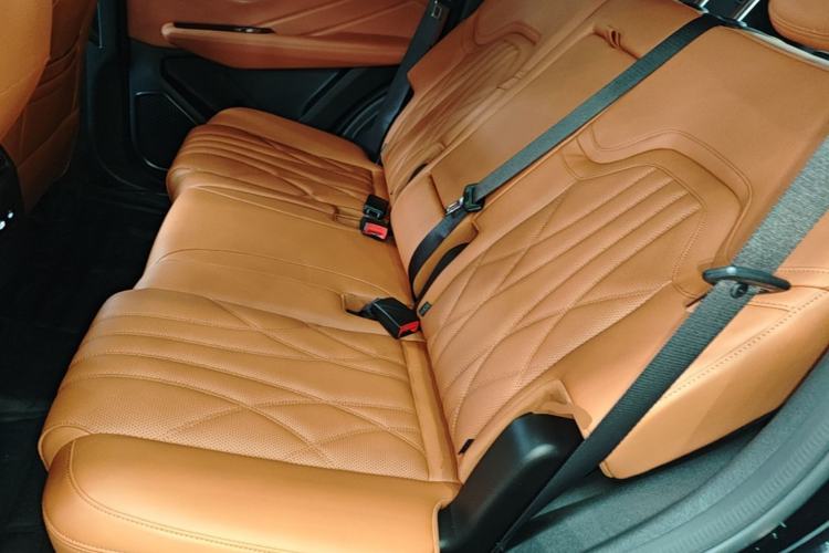 Used JETOUR Shanhai L7 2024 1.5T 120km MAX 5-Seater Left Rear Seat